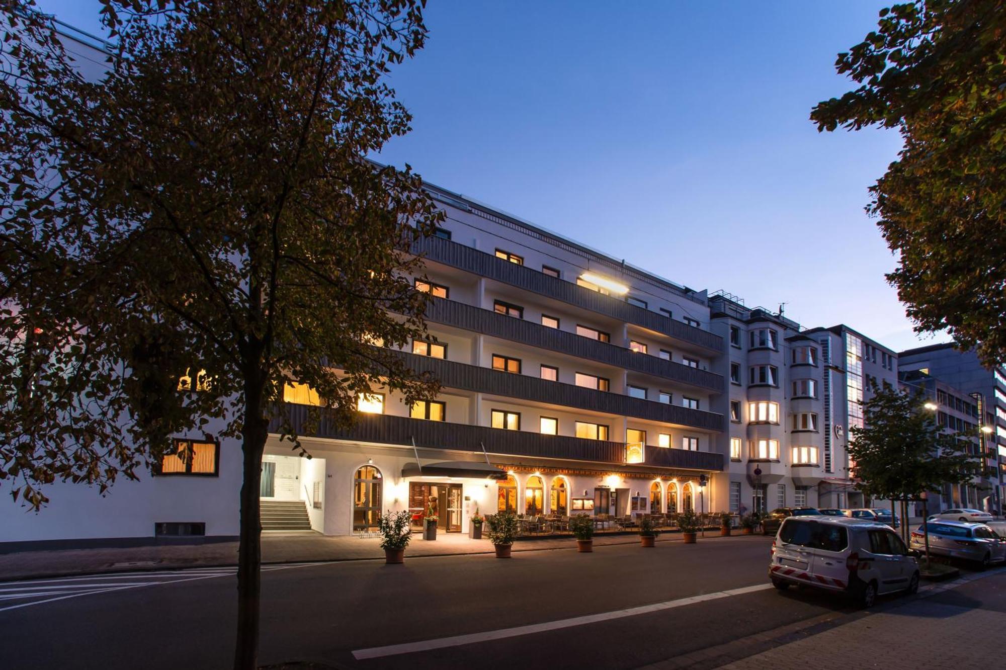 Saar City Hotel Saarbrücken Exteriör bild